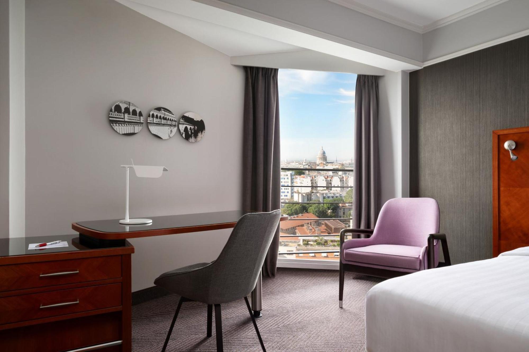 Deluxe Twin Room City View